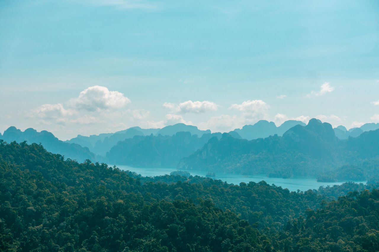 Quang cảnh từ Krai Sorn Viewpoint ở Khao Sok