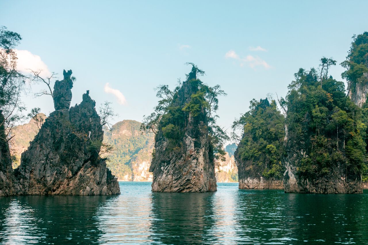 Đá Quế Lâm ở Khao Sok