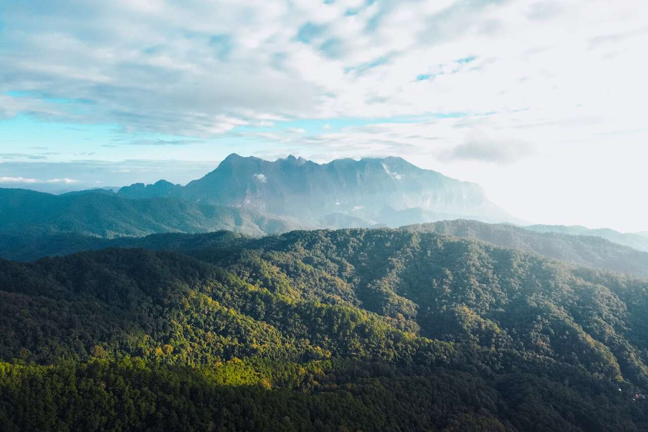 Núi Chiang Dao từ Khu cắm trại San Pa Kia ở Chiang Mai