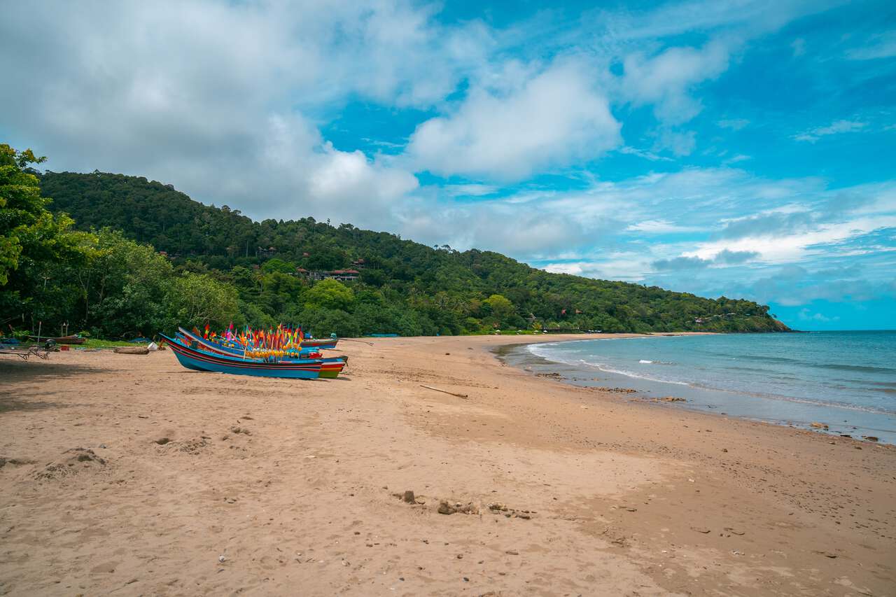 Bãi biển Bakantiang ở Ko Lanta