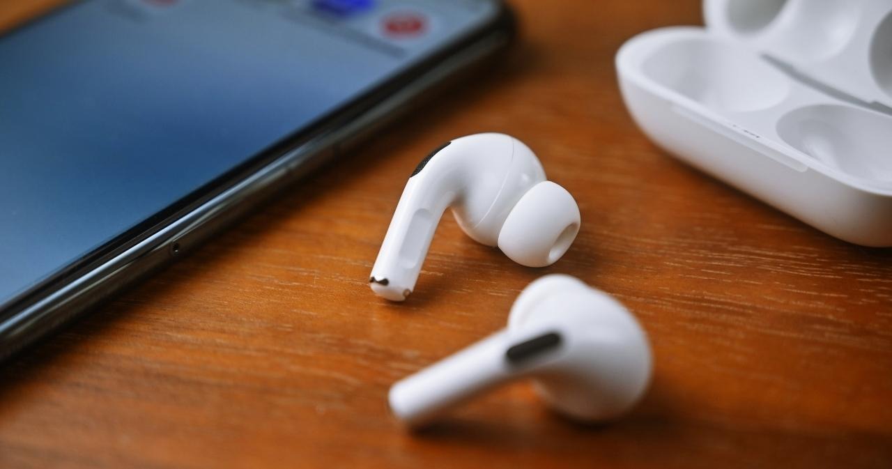 Thử ngay tính năng tăng cường hội thoại trên AirPods Pro mà iFan chắc chắn phải biết